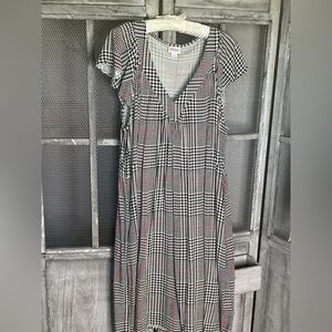 LuLaRoe Chaylin style dress